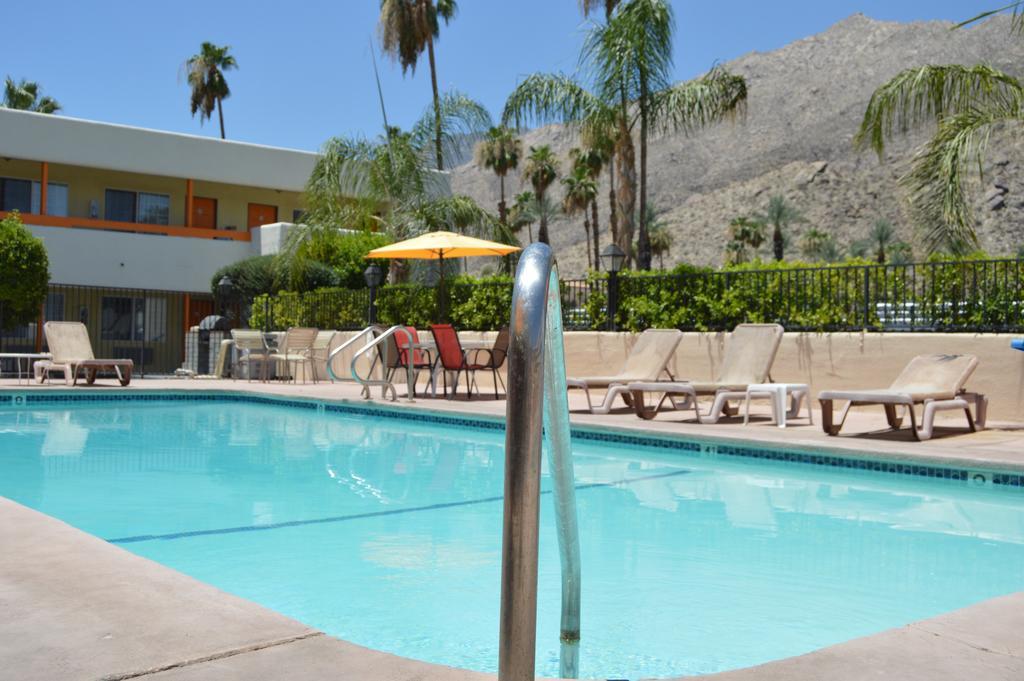 Musicland Hotel Palm Springs Extérieur photo